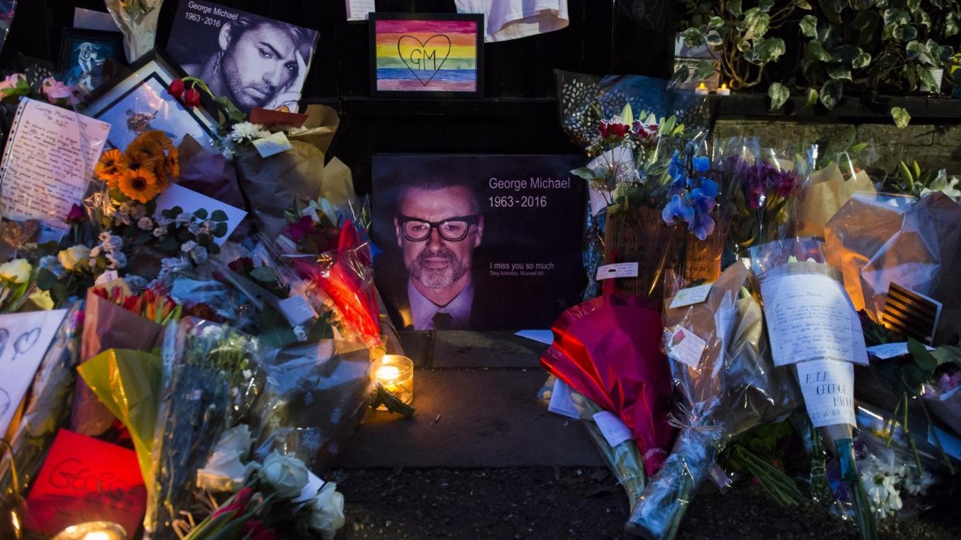 Un anno senza George Michael: Natale in lacrime per i fan