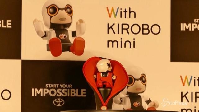Kirobo Mini, il robot che legge le emozioni umane