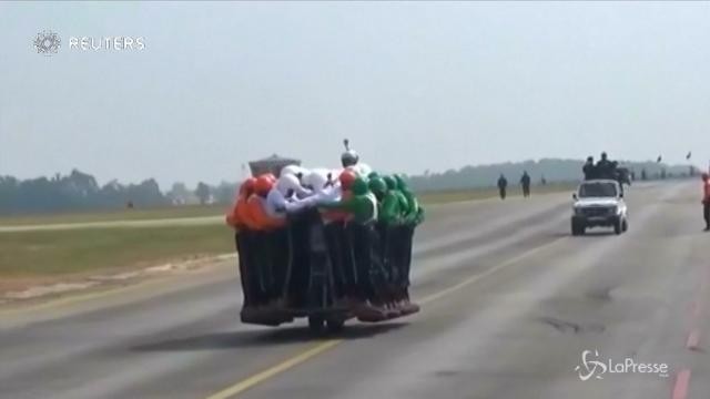 Una motocicletta da 58 posti
