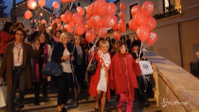 Roma, flash mob delle imprenditrici contro la violenza sulle donne