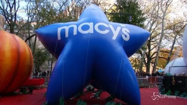 New York: tutti pronti per la parata di Macy’s