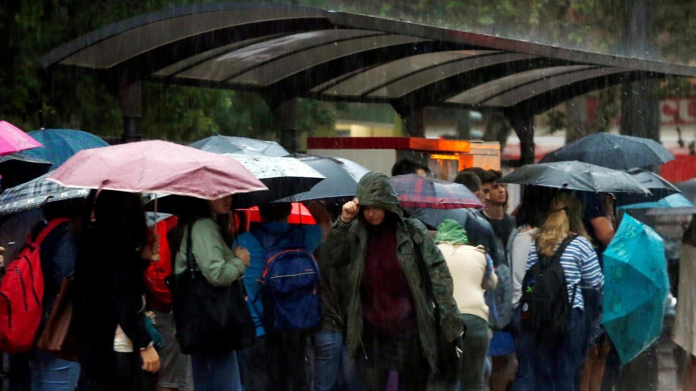 Maltempo: allerta su Lazio, Abruzzo e Molise. Rischio neve in Lombardia