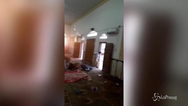 Egitto, attentato in una moschea del Sinai