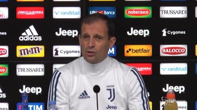 Allegri: “I moduli? L’importante è vincere”