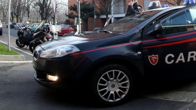 Ricatta ragazzina di 14 anni con un video hard, denunciato ventenne
