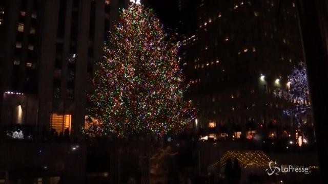 A New York si accende la magia