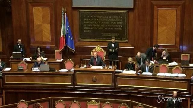 Manovra verso la fiducia al Senato