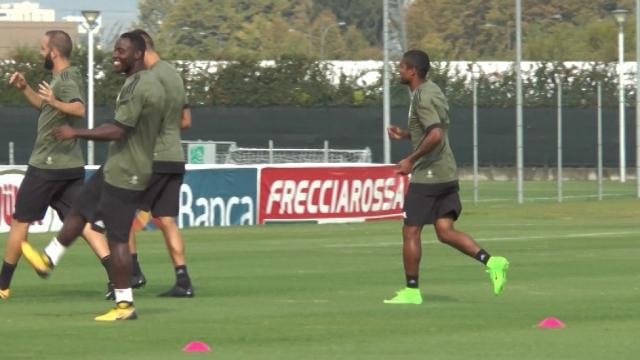 La Juve a Napoli senza Mandzukic, convocato Higuain