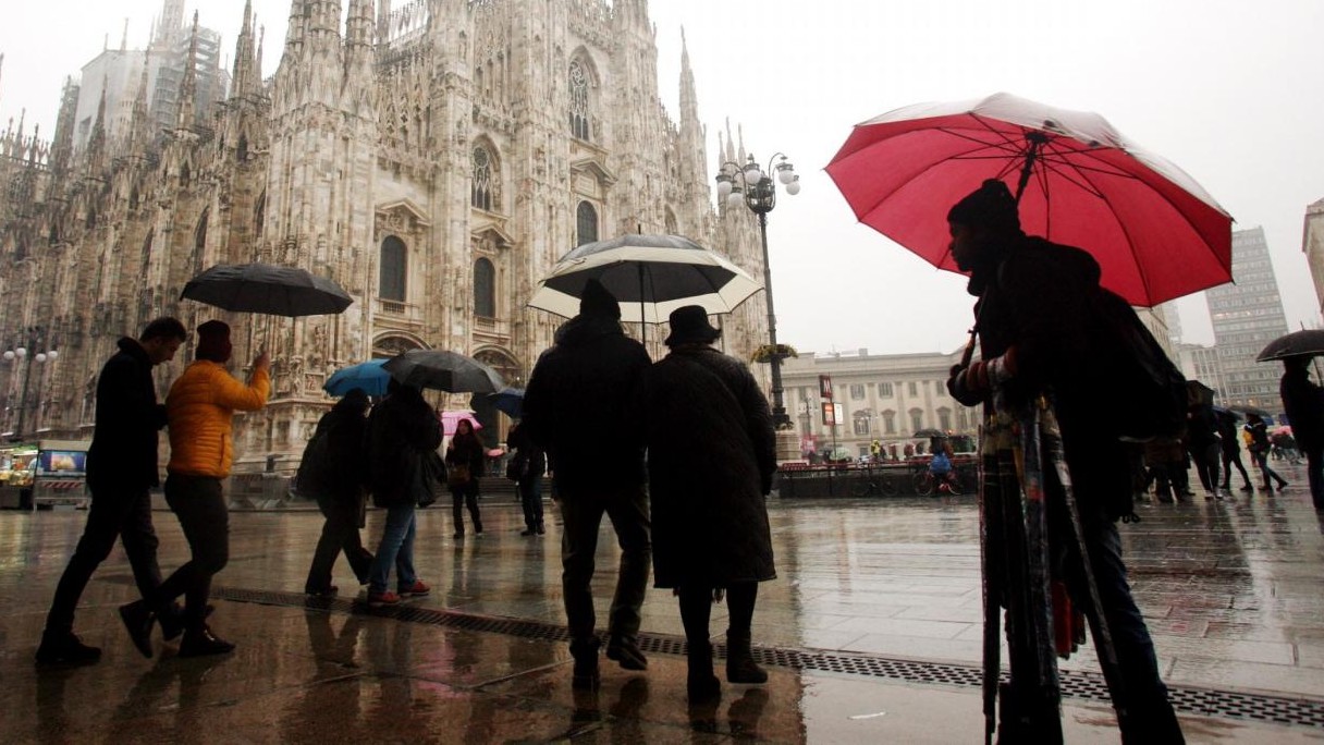Nuvole, nebbia e possibili piogge: il meteo del 5 e 6 gennaio