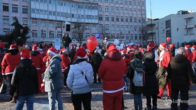 La carica dei Babbi Natale al Regina Margherita di Torino