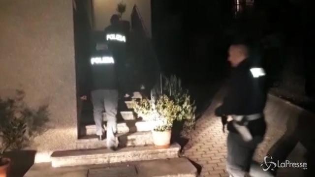 Como, blitz della Polizia contro i naziskin dell’irruzione