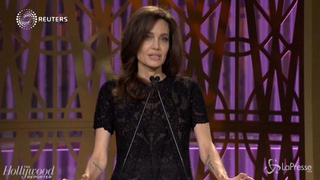 Molestie, parlano Jolie e Lawrence: “Dobbiamo essere resilienti”
