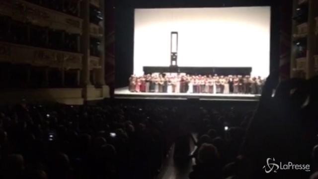 Prima alla Scala, dieci minuti di applausi per “Andrea Chenier”