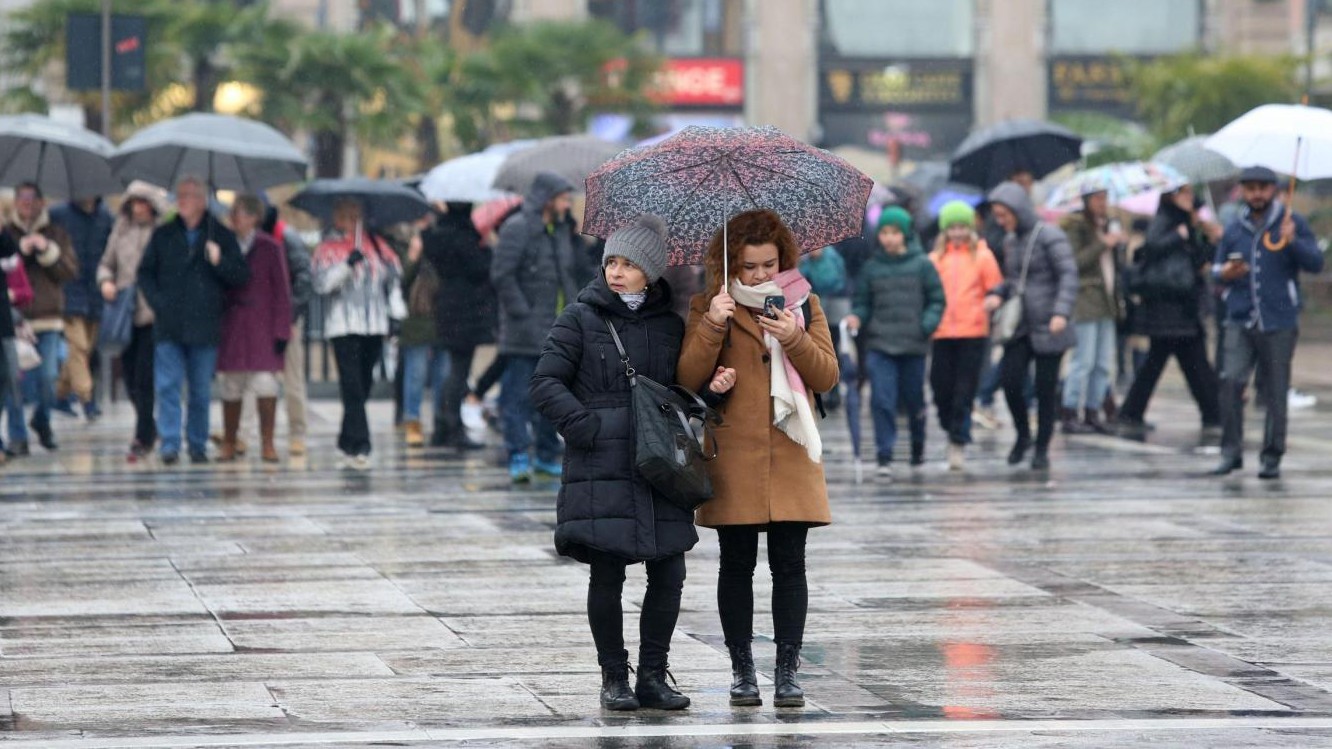 Cielo nuvoloso e piogge in arrivo: il meteo del 15 e 16 gennaio
