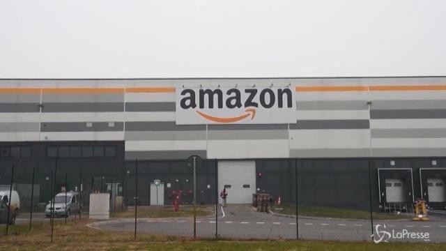 Stretta di mano tra Amazon e il fisco italiano: ecco l’accordo
