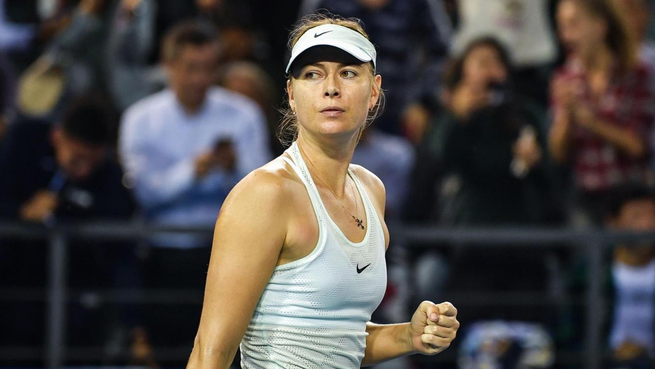 Australian Open, esordio con vittoria per Halep e Sharapova. Ok Djokovic e Wawrinka