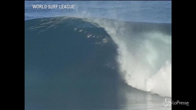 Le acrobazie al Campionato mondiale di Surf 2017