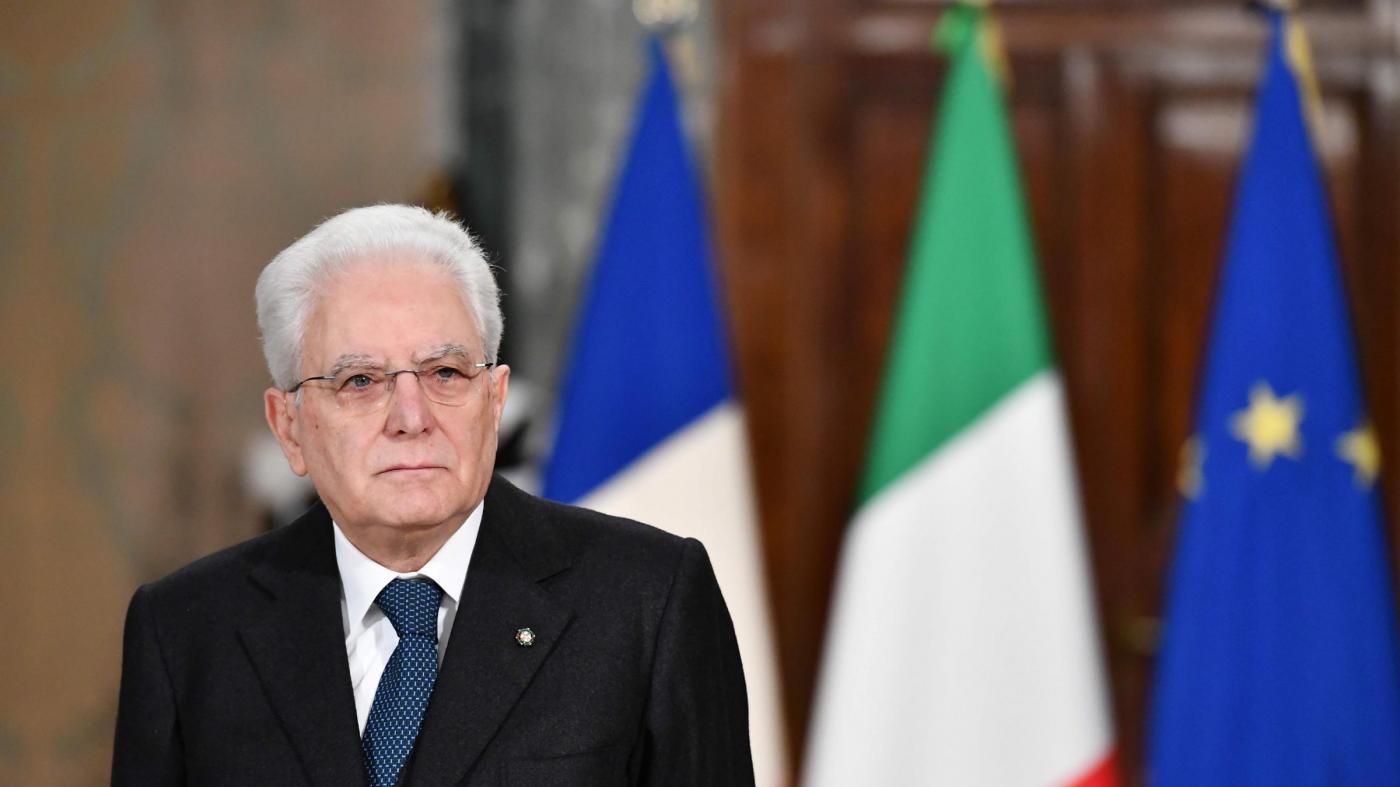 Elezioni, Mattarella: “Astensionismo mina democrazia. Nessuno deve chiamarsi fuori”