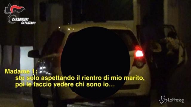 Ragazze africane costrette a prostituirsi con rituali di magia nera