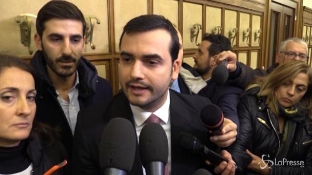 Banca Etruria, M5s: “Il Pd la smetta di giocare con le parole”