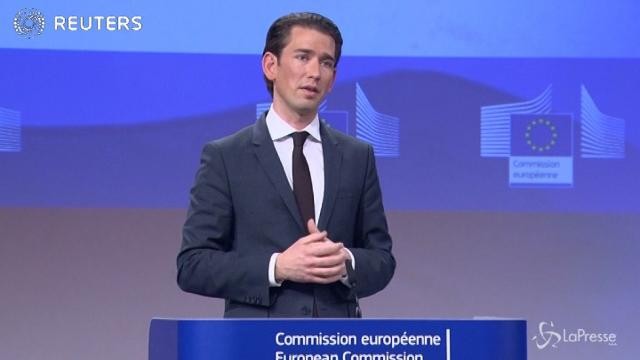 Migranti, Kurz contro l’Europa sull’accoglienza