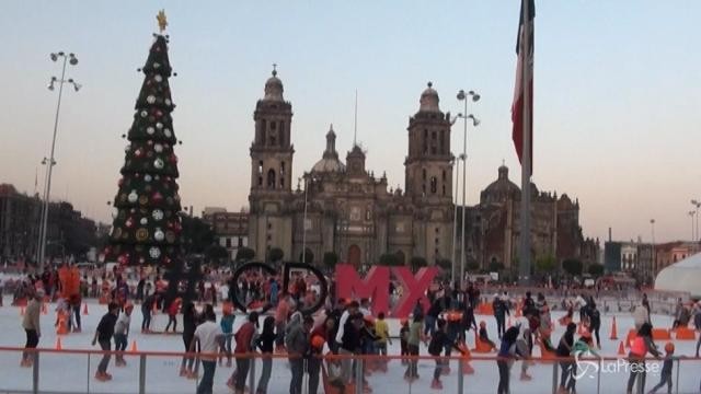 Divertimento sul ghiaccio a Città del Messico