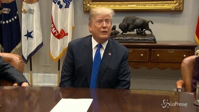 Trump: “Sono un genio e stabile”