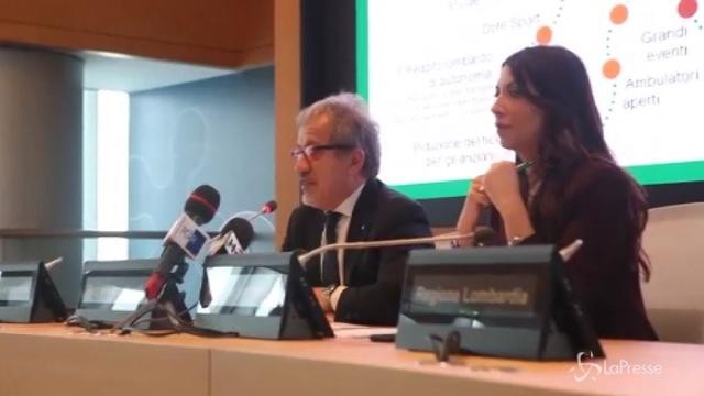 Maroni si ritira dalla corsa al Pirellone