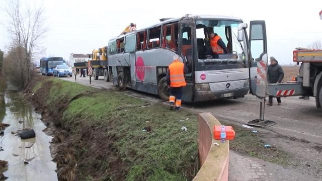 Scuolabus sbanda e finisce in un canale a Mantova: il luogo dell’incidente