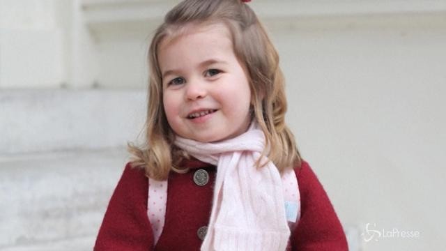 Primo giorno di asilo per la principessa Charlotte