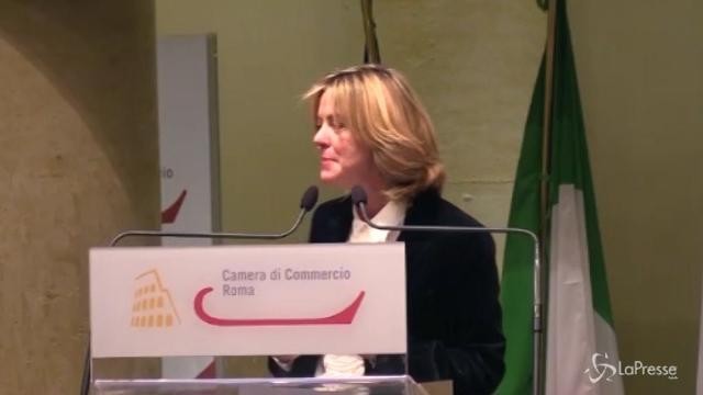 Lorenzin presenta il simbolo: “Un fiore petaloso”