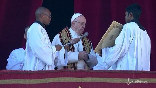 Migranti, Papa: “Superare la paura di accogliere”