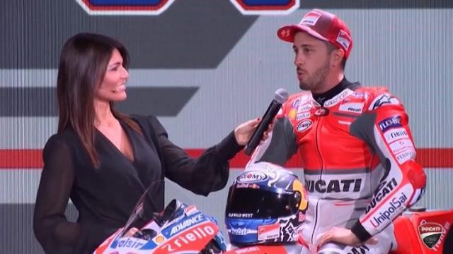 MotoGp, Dovizioso e Lorenzo presentano la nuova Ducati