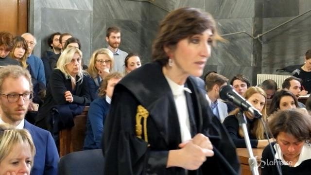 Dj Fabo, il pm: “Cappato ha aiutato a esercitare diritto alla dignità”