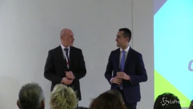 M5S, Di Maio presenta i candidati: ci sono De Falco e Carelli