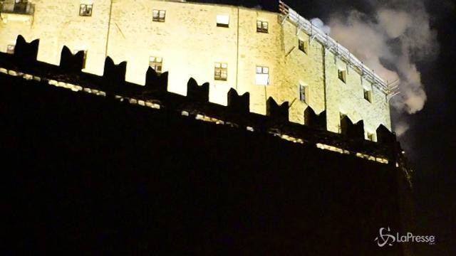 Incendio nel monastero della Sacra di San Michele a Torino
