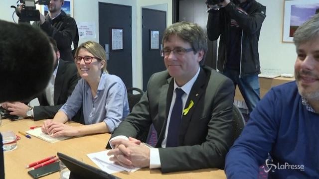 Catalogna: no a elezione a distanza di Puigdemont