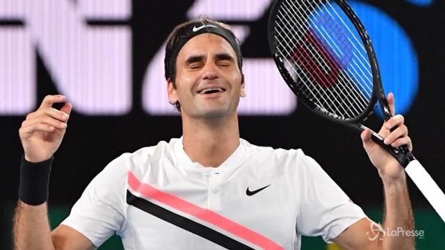 Federer trionfa agli Australian Open e ringrazia il pubblico: “Merito vostro”