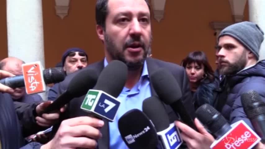 Salvini: “Contro terrorismo reintrodurre la leva obbligatoria”