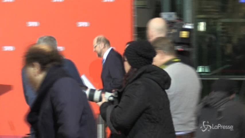 Grande Coalizione, Schulz rinuncia al ministero degli Esteri