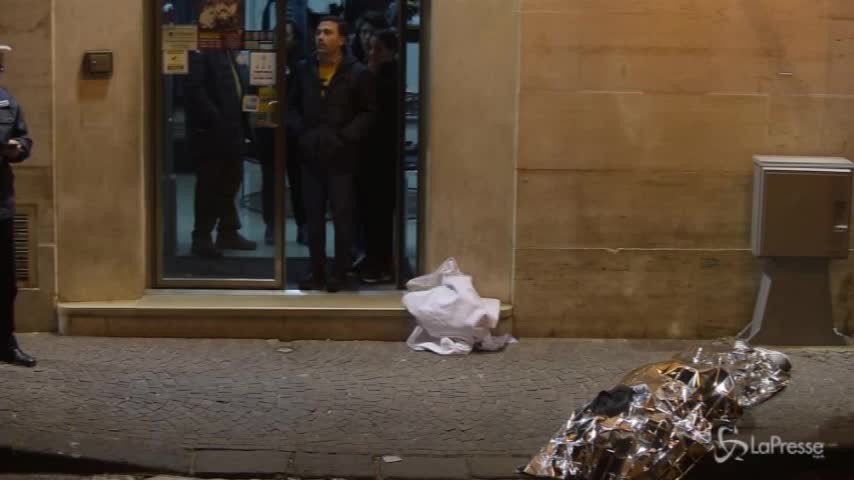 Napoli, la gioielleria dove il titolare ha ucciso un ladro durante una rapina