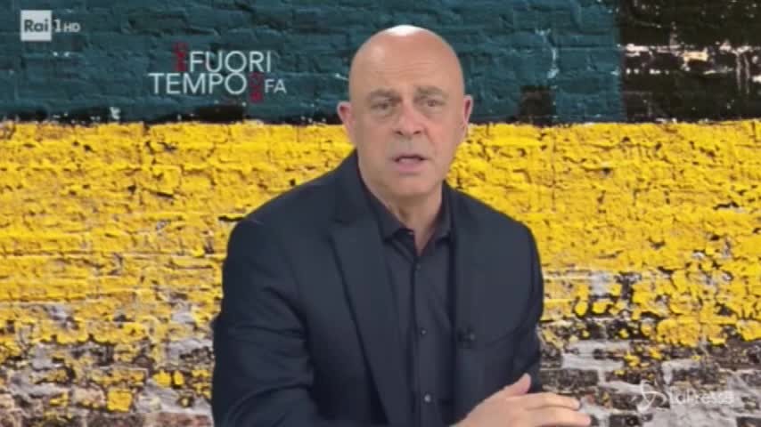 Crozza: “Per la Meloni la vera piaga di questo Paese è il Museo Egizio”