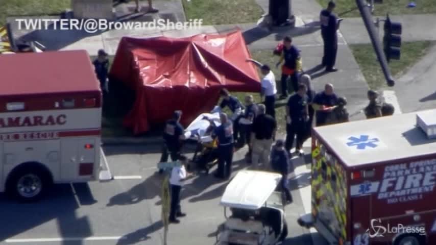 Florida: spari in una scuola, 17 morti, molti feriti