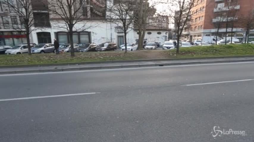 Milano: anziana investita da moto, è gravissima