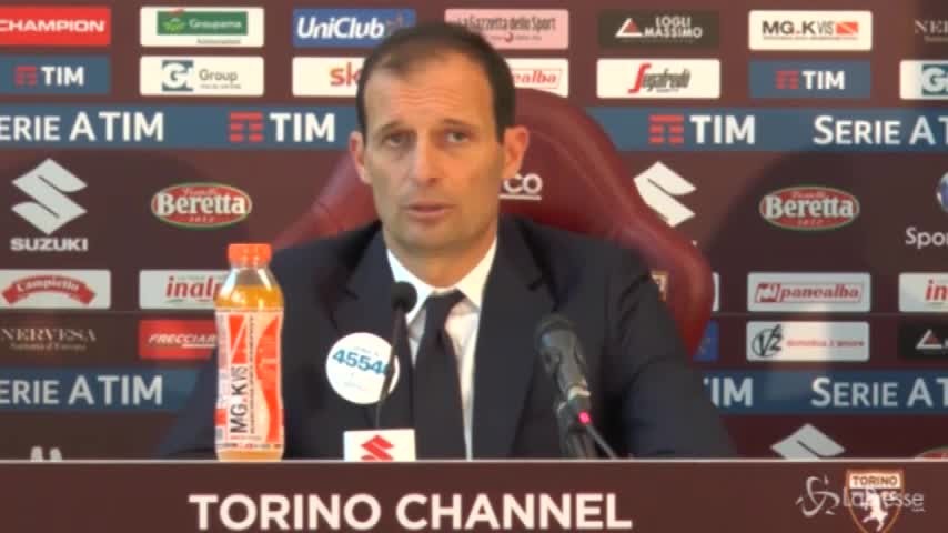 Juventus, Allegri: “Higuain ha preso un colpo, in un paio di giorni sarà a posto”