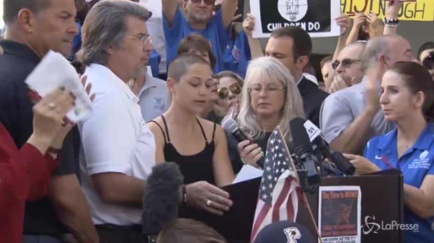 Dopo la strage, protesta in Florida contro le armi