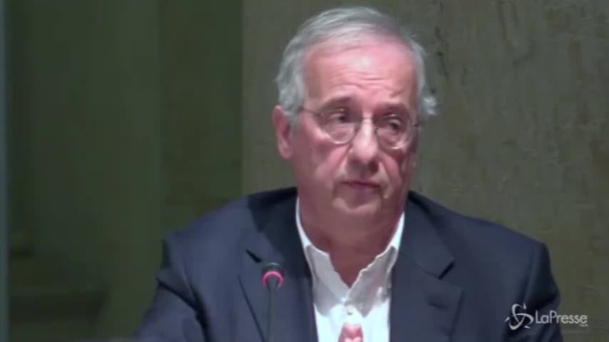 Veltroni: “A Roma la democrazia diretta rischia di diventare assemblea di condominio”