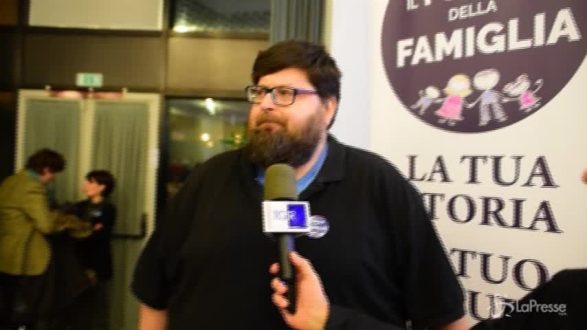Torino, Mario Adinolfi: “Reddito di maternità, quoziente familiare e figli per far ripartire l’Italia”