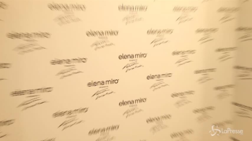Elena Mirò presenta con Vanessa Incontrada ‘L’atelier’ creativo e la nuova collezione