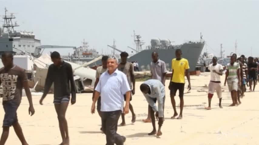 Amnesty: “Italia paese razzista e pieno d’odio”